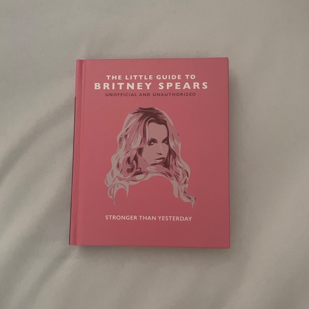 The Little Guide to Britney Spears Mini Book – Inspirational Quotes & Stories - Picture 2 of 6